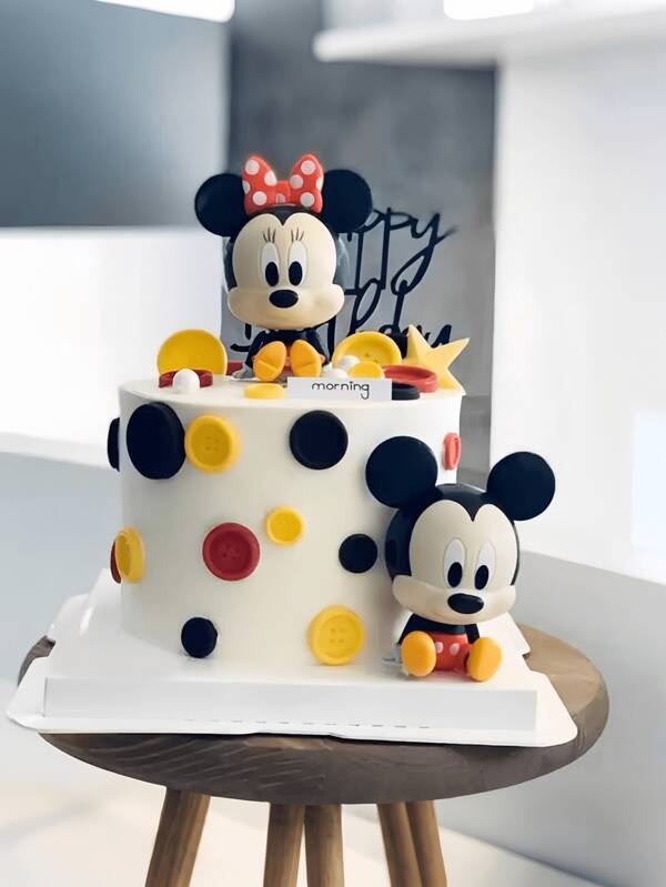 Disney Disney, 2 Pieces Of Mickey And Minnie Cake Decoration Ornaments. They Can Be Used As Car Ornaments To Decorate The Interior Space Of The Car And Add A Warm Atmosphere