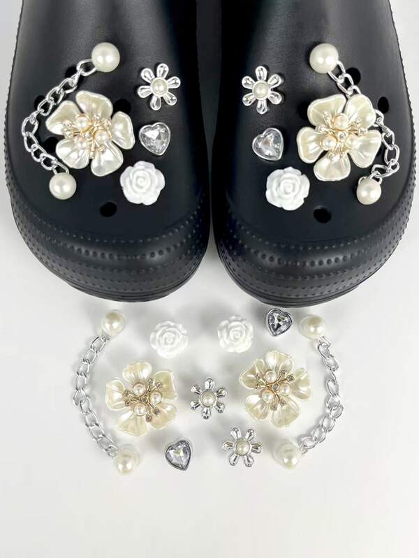 10pcs Silver Plated Shoe Charms - 3D Flowers, Hearts, Rhinestones, Pearls & Chains. Stylish, Versatile, Elegant, Sophisticated & Metallic Style For Girls & Ladies. Premium Shoe Accessories, Easy To Install & Removable. DIY Decorations Compatible With Slippers, Sandals, Beach Shoes & Hollow Shoes. Perfect For Outdoor Parties, Festivals, Christmas, Spring Festival, Spring, Summer & All Seasons. Ideal As Gifts.