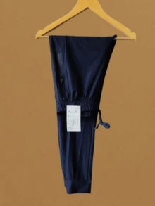 Women's Sports Pants With Elastane - Comfort And Flexibility For Physical Activities - 長春花藍 - 查看 2