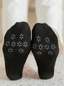 5 Pairs Women's Lace Trim Shallow Socks: Silicone Non-Slip, Korean Hollow Thin Invisible Socks, Lace Socks, Loafers, High Heels, Elegant Women's Shoes, Sandals, Heels, Fun Socks, Spring/Summer/Autumn Shallow Socks - Multicolor - View 4