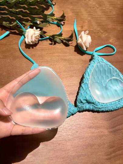 1 Pair Triangle Silicone Chest Patch Women's Push-Up Self-Adhesive Chest Pad Invisible Thickened Sponge Pad Swimwear Bikini Underwear Insertof Chest Pad Women's Insert Gathering Underwear Thickened Silicone Dress Swimwear Small Chest Waterproof Sport Transparent Bra Pad Elegant Silicone Bra Insert-Invisible, Reusable & Thickened Chest Pad For Bikini Suspender, Seamless Underwear Enhancement, Women's Soft And Comfortable Underwear Accessories