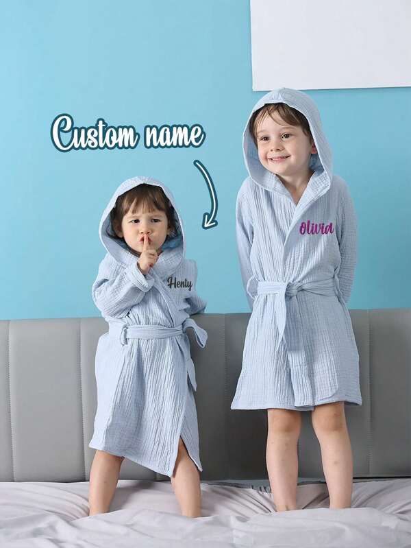 1 pièce Peignoir pour enfants en gaze douce et respirante, léger avec capuche | Personnalisé avec un nom | Broderie exclusive | Séchage rapide après la natation ou le bain, indispensable pour l'été pour les nourrissons et tout-petits