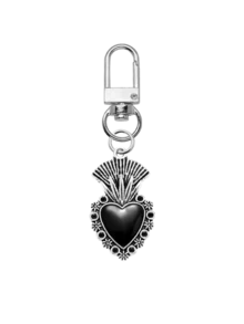 Mặt dây chuyền hợp kim phong cách Gothic cổ điển, móc khóa thời trang, được trang trí bằng thánh giá, hình trái tim và mắt quỷ - Có thể dùng làm phụ kiện trang trí cho ví, ba lô, hộp đựng tai nghe, v.v., hoặc làm móc khóa hình vòng cho hành lý và xe hơi - Một món trang sức duy nhất toát lên bầu không khí lãng mạn huyền bí, là món quà lý tưởng cho các lễ hội của phụ nữ, đồ trang trí mặt dây chuyền, móc khóa thời trang, văn phòng phẩm độc đáo, phụ kiện ba lô và là món quà sinh nhật hoàn hảo. - Nhiều màu - Xem 12