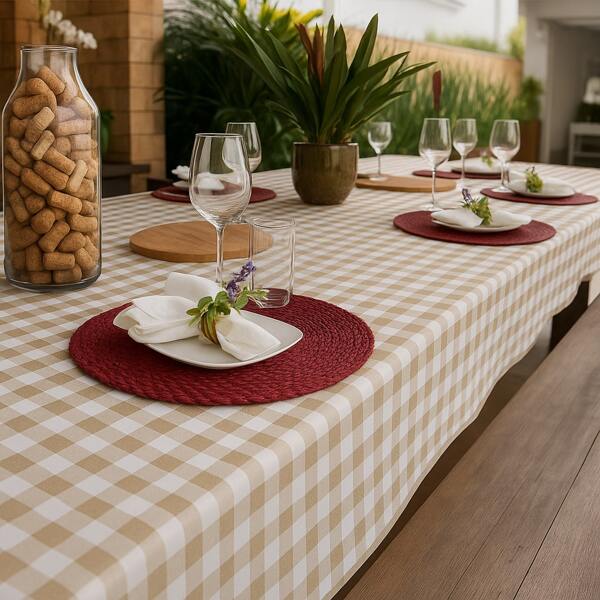 Toalha De Mesa Xadrez  4 / 6 / 8 lugares