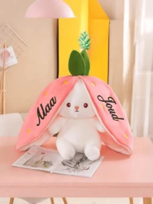 1 pieza Muñeca de peluche de conejo con texto bordado personalizado, exquisito conejo de fresa bordado, muñeca de peluche de conejo de zanahoria, [Personalizado] 1 pieza Muñeca de peluche de conejo de zanahoria y fresa con nombre personalizado, regalo de muñeca para niños, regalo de cumpleaños creativo para niños, muñeca compañera de vacaciones, muñeca de peluche de zanahoria - Multicolor - Ver 11