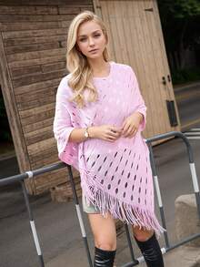 1 件纯色镂空蝙蝠翼流苏针织斗篷