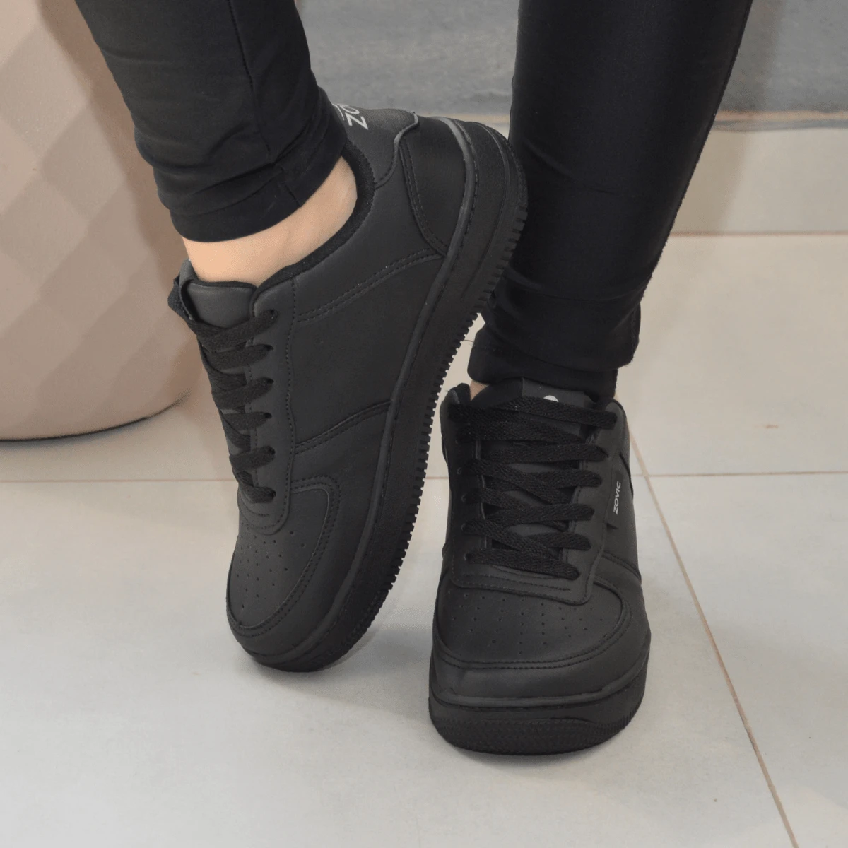 Air Casual Sneakers Women's Men's 34 To 43 Various Colors Soft Leather Comfortable - màu đen - Xem 1