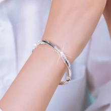 1pc 925 Silver Hypoallergenic Floral Pattern Adjustable Bangle Bracelet, Elegant Design, Suitable For Valentine's Day, Mother's Day Gifts, Comes In Gift Box, Anti-Oxidation - Silver - View 2