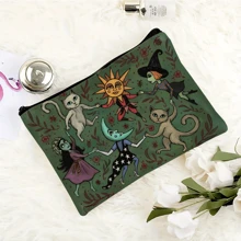 迷人森林之夜化妆包 – 深绿色女巫、猫和月亮设计，多功能拉链包，可装化妆品或零食，是送给姐妹、学生和女性的完美礼物 | 耐用拉链开合，天体艺术旅行收纳包