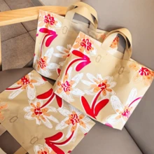 15 piezas Bolsas de regalo de fiesta, bolsas de regalo de plástico grueso, bolsas de embalaje de ropa, bolsas de embalaje impermeables, bolsas de regalo con estampado de flores, bolsas grandes livianas y portátiles, adecuadas para bolsas de compras de mujeres, regalos de vacaciones, regalos de cumpleaños, bolsas de regalo de fiesta.