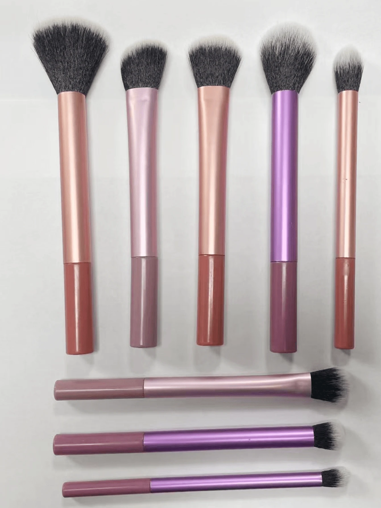 专业8件套化妆刷套装，高品质散粉刷、腮红刷、修容刷、眼影刷、高光刷，打造无瑕妆容的化妆工具套装，化妆刷套装，化妆刷套装，化妆刷套装，全套化妆刷，化妆刷套装，全套化妆工具，化妆刷套装，化妆刷套装，化妆礼盒套装