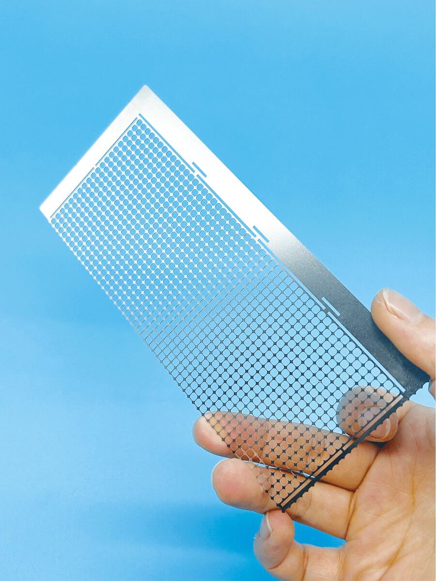 1020 Blank Grid Diamond Painting Ruler, Non-Stick Stainless Steel Diamond Painting Grid Ruler With 141 Round Holes, Ideal For 5D DIY Crafts - Silver - View 1