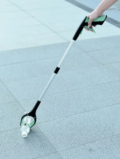 1 Piece Pickup Clamp, Grabbing Tool, 32 Inch Foldable Grabber, Suitable For The Elderly, Enlarged Wide Jaws Garbage Picker, With Strong Magnetic Tip Light Garbage Picker