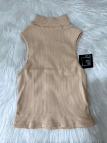 3676A-6T - Women's Cropped Tank Top, High Neck, Ribbed, Seamless, Polyamide, Minimalist Style / Lightweight - Beige - View 2