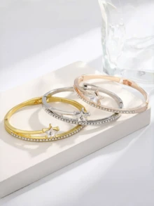 2pcs/Set, 1pc Women's Bracelet Made Of Alloy Stars And 1pc Quartz Watch, Suitable As A Beautiful Gift For Valentine's Day, Christmas, Graduation, And Couples.