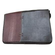 Portafolio Oficio Legal Grabado Asa Ajustable 15.6 - Marrón - Ver 2