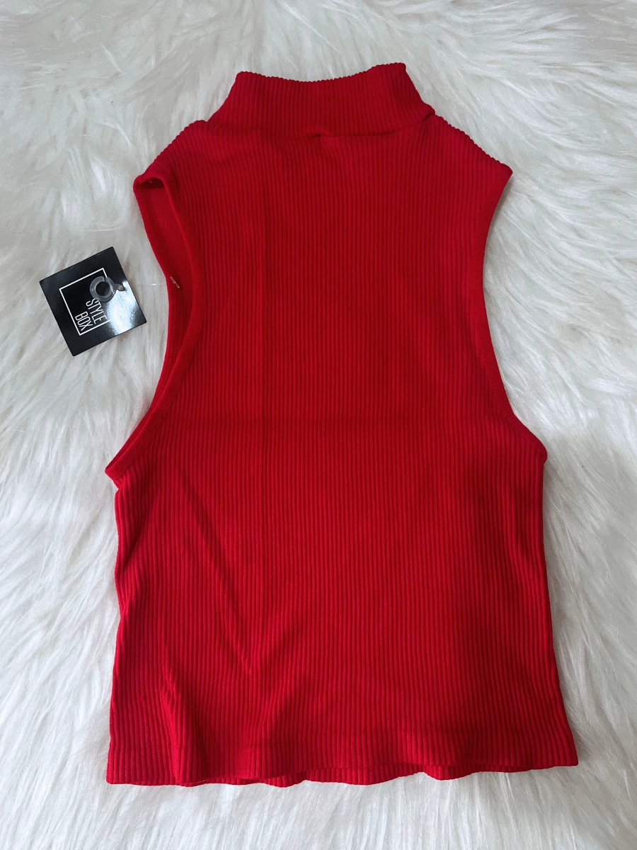 3676A-6T - Women's Cropped Tank Top, High Neck, Ribbed, Seamless, Polyamide, Minimalist Style / Lightweight - Red - View 1