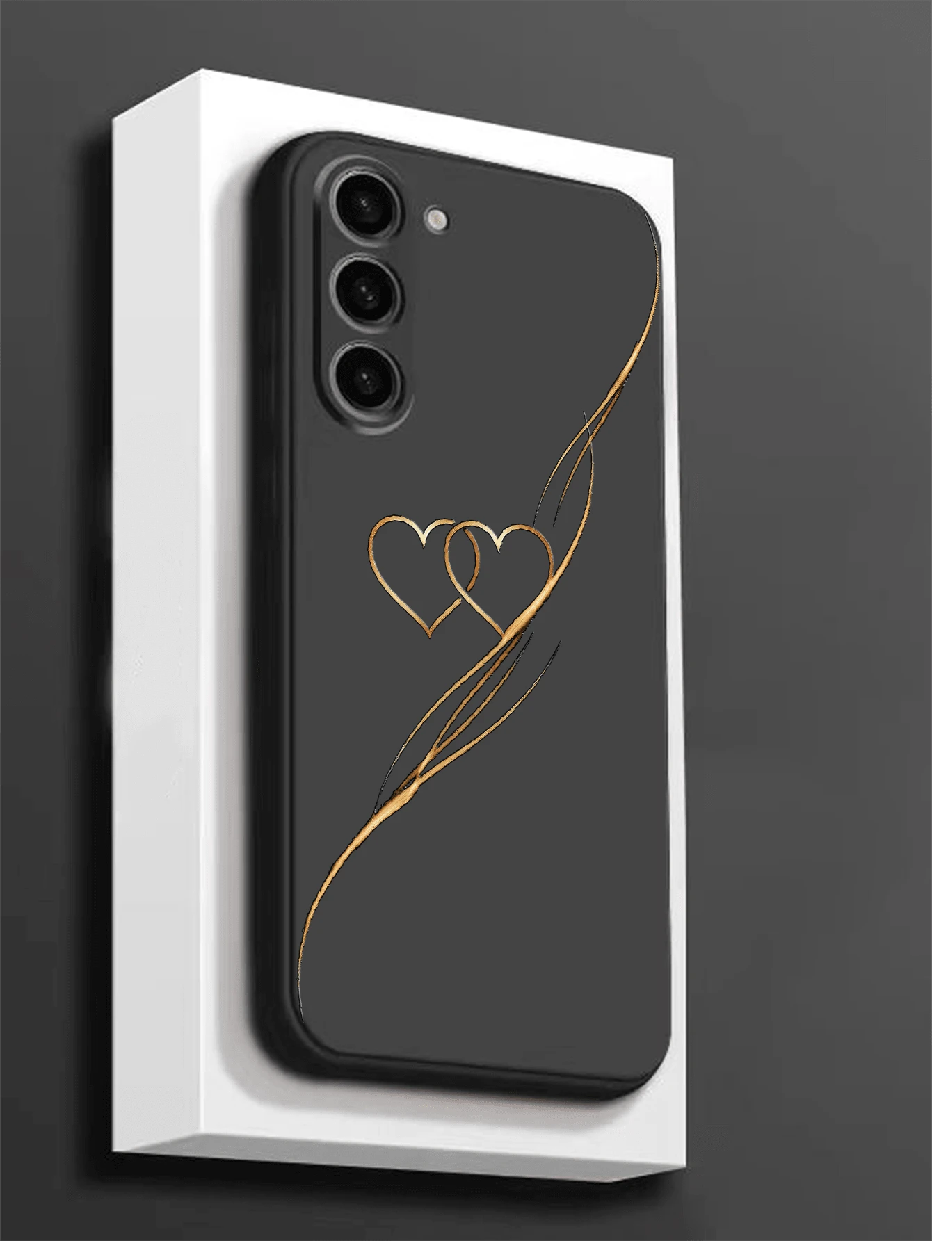 1个时尚创意金色双心防震防滑黑色手机壳，兼容 17/17 Air/17 Pro/17 Pro Max，兼容荣耀，兼容红米，兼容三星Galaxy A04e/A05s/A13/A14/A15/A34/A35/A50/A52/A53/A54/S21/S22/S23/S24/S25/S25 Ultra，6A/7A/8A，12T/13T/14T，国际版，非国内版 - 黑色 - 查看 1