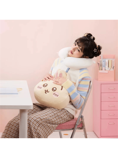 Chiikawa Usagi Hachiware Series Shaped Kussen Com Tafel Memory Foam Nap Schattige Cartoon Office Travel Neck Support view 5