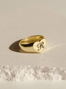 Anillo personalizado con letra en estilo inglés antiguo, anillo de sello dorado, anillo de sello de letra, anillo personalizado, anillo de letra personalizado, regalo de joyería para mamá - Corazón multicolor - Ver 15