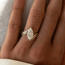 VKHK 2 件套奢华闪亮锆石叠戴戒指套装，适合作为女士结婚礼物 - 戒指套裝 - 查看 9