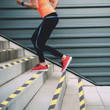 防滑胶带，夜光防滑牵引胶带，降低室内或室外楼梯踏板和其他光滑表面的滑倒风险 - 让您保持 2 英寸 X 16.4 英尺