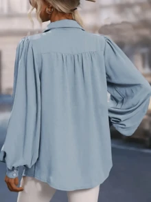 Camicia casual di moda da donna, con collo a bavero, maniche a lanterna, tinta unita, adatta per le vacanze primaverili - blu polveroso - Visualizzare 3