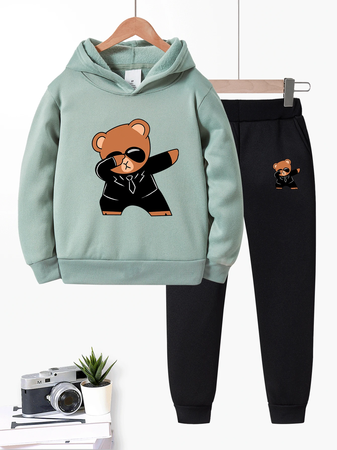 2pcs/Set Young Boys Stylish Casual Cartoon Cool Bear Print Hoodie And Sweatpant Set - Multicolor - View 1