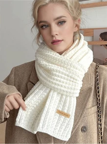 1 Stück gestrickter Schal für Frauen, vielseitiger, dicker warmer Schal, hochwertige unisex Halswärmerin mit zufälligen Logos, geeignet für Herbst/Winter