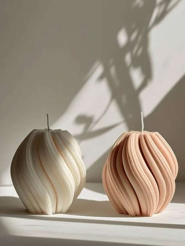 شمعة عطرية هندسية مصنوعة يدويًا، مثالية لقطع الطاولة المركزية، والدعائم الفوتوغرافية، وهدايا عيد الميلاد، وخلق جو مريح أثناء التأمل، والتخفيف من التوتر، وتحسين المزاج، والاستحمام، أو اليوغا. مناسبة لديكور الغرفة وهدايا التخرج، هذه الشموع متعددة الاستخدامات مثالية للأعراس وهدايا النساء والهدايا والشموع المعطرة والشموع