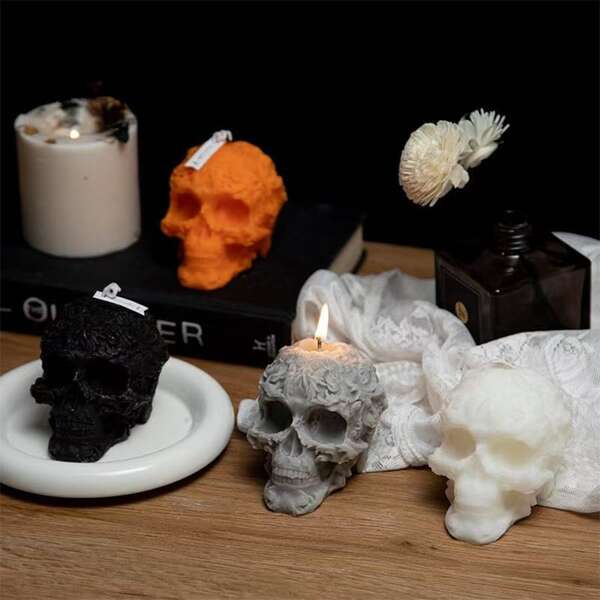 1pc Halloween Engraved Skull Scented Candle, Room Decor Accessory, Holiday Gift