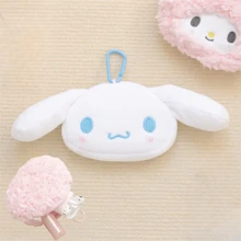 官方 Sanrio 角色毛绒饰品和零钱包系列 - 可爱的 Hello Kitty、Cinnamoroll、My Melody 和 My Sweet Piano 授权毛绒吊坠，配有耐用的金属挂钩 - 可爱的卡哇伊配饰，可用于包、钱包或背包 - 柔软的收藏毛绒玩具和钱包，适合日常使用或展示 - 彩色 - 查看 9