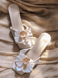 2pcs Detachable DIY Shoe Accessories, Decorative Iris Flower Shaped Shoe Clips In Apricot, Coffee, Light Blue, Pink, Fashionable & Elegant Shoe Decorations For High Heels, Sandals, Flats, Bridal Shoes, Party Shoes, Beach Shoes, Slippers