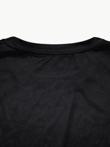 Men's Vintage White Smoky Mysterious Figure Shadow Graphic Print Short Sleeve T-Shirt, Summer Street Style
