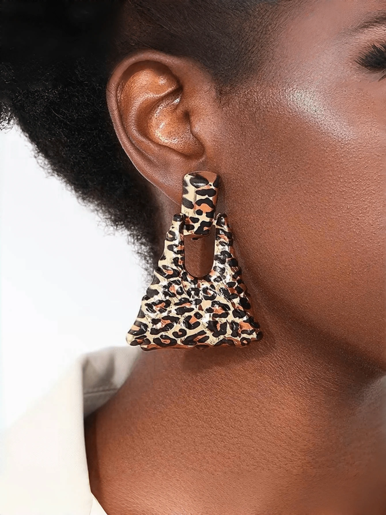1 Pair Fashionable Exaggerated Metal Geometric Leopard Print Quadrilateral Hoop Earrings, Oversized Stylish For Party Wear - Multicolor - View 1