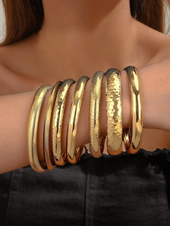 7 st/set vintage elegant retro metall multi-element hamrad blommönster slät exklusiv armbandsset, personlig minimalistisk chic unisex armband lämplig för semester, fest, dejting, present, vardagskläder