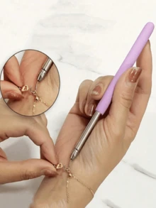 1 件手链助手、手链辅助工具、不锈钢手链扣助手、珠宝助手手链扣助手、便携式手链工具珠宝和钩编设备手链连接工具、可调节手链扣 - 易于使用的女士珠宝助手、用于项链和手链扣拉链调节、珠宝佩戴辅助器 - 彩色 - 查看 10