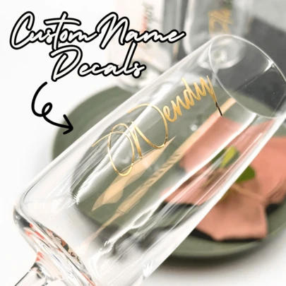 Anpassade klistermärken, ballonger, matlådor, champagneglas, brudtärnor, brud, brudtärna, brudens mor, endast klistermärken, anpassade personliga vinylnamnetiketter, lämpliga för vinglas, champagneglas, bröllopsdekorationer, brudtärnenamn