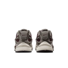 Nike V5 RNR Comfortable Versatile Low-Top Running Shoes, Men's, Red And Black, HJ5228-600