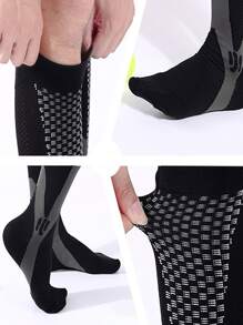 1双男女通用跑步压缩袜，足球骑行袜，20-30mmHg压缩压力，尼龙材质，专为户外骑行设计，速干透气，成人运动袜，篮球网球袜，舒适保暖 - 彩色 - 查看 4