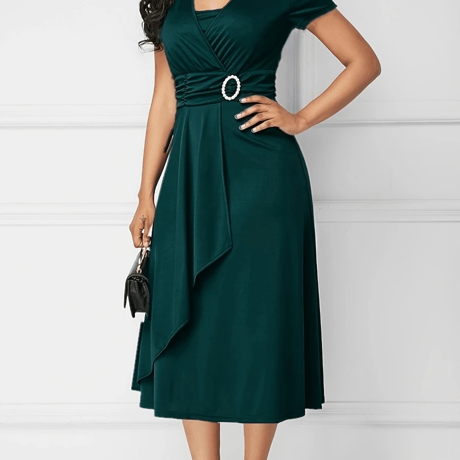 Elegant Plus Size Casual Midi Dress - V-Neckline, Short Sleeves, Solid Color, Slight Stretch, Knit Fabric, Asymmetrical Skirt, Perfect For Spring/Fall Weekend Wear, Women's Chic Relaxed Fit Fashion - 綠色 - 查看 1