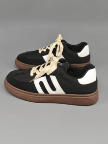 (Recommend Sizing Up) Women's Casual Sports Shoes, Lightweight Breathable Mesh Lace-Up Sneakers, Versatile Comfortable Flat Walking Shoes - 黑與白 - 查看 2