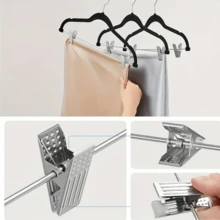 30 Cabides Adulto de Veludo Com Barra e Presilha de Metal Preto - Preto - Visão 3