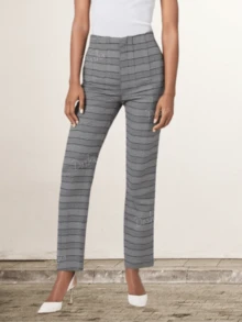 Pantalón con Pinzas al Frente Corte Recto.  Tela Estampada.  Formal.  Ideal para Oficina. - Negro Blanco Cuadros - Ver 2