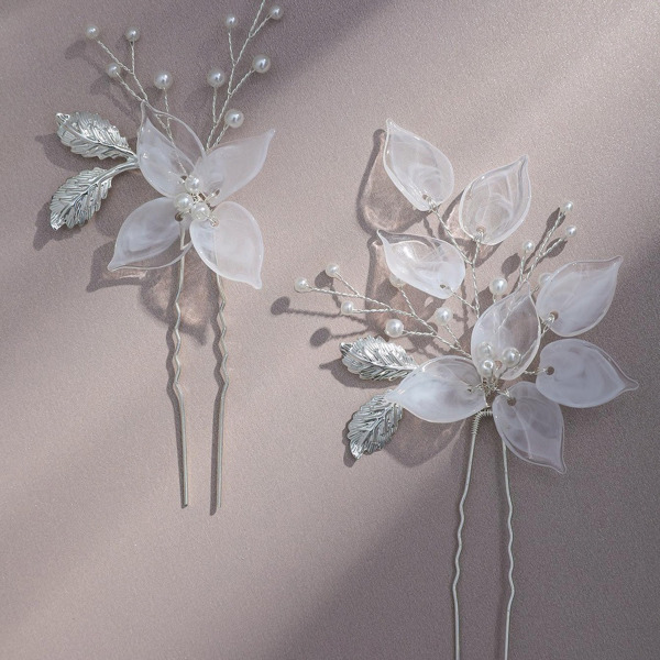 2pcs Women White Flower & Silver Leaf Faux Pearl Hair Clips, Suitable For Daily Wear And Weddings