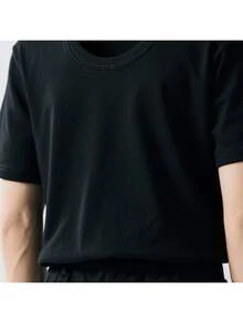 Women's White Cotton T-Shirt With "Boots On The Ground" Anime Graphic Print - Casual Short Sleeve Round Neck Tee For Summer Parties & Casual Attire, Ladies T Shirts, Comfortable Fit - 黑色 - 查看 2