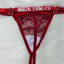 Lokoorgax Calcinha fio dental que brilha no escuro H.O.J.E T.E.M C.U etiqueta neon de renda lingerie roupa íntima feminina sexy - Vermelho - Visão 3