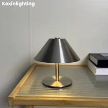 Kexinlighting 1个北欧风格触控台灯，无线单色台灯，LED触控灯，便携式触控灯，3种色温可调，可调光，卧室灯，锥形金属灯罩，独特的触控设计，适用于家居/办公室/餐厅装饰，节日礼物 - 簡約 - 查看 3