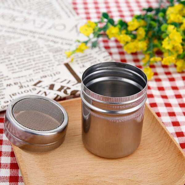 Stainless Steel Powder Dispenser: A Kitchen Tool That Is Easy To Use And Does Not Spill Seasoning. It Includes Stainless Steel Powder Dispenser, Spice Dispenser, Metal, Cooking Tools, Kitchen Seasoning, Evenly Sprinkled Spice Storage, Baking Accessories, And Seasoning Distributor