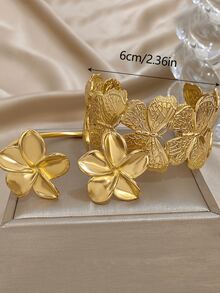 18K镀金不锈钢蝴蝶花卉几何手链套装，适合女性佩戴，可作为礼物送给妈妈、老师，也适合返校季、万圣节、夏季旅行和海滩活动，波西米亚风格，适合派对/婚礼/日常佩戴，伴娘，圣诞节礼物。 - 彩色 - 查看 4